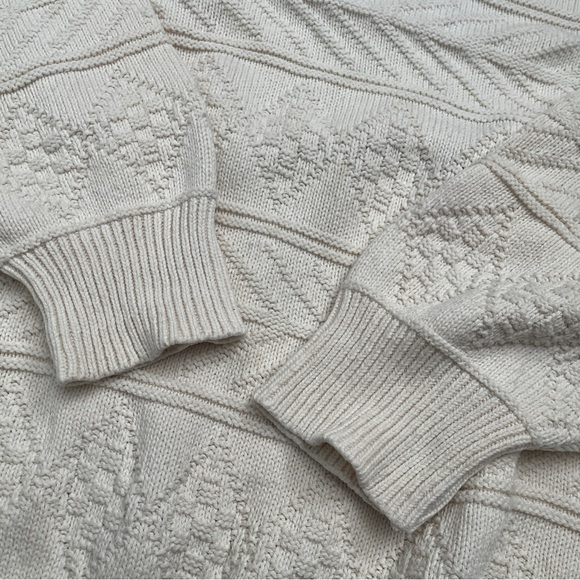Timberbay Vintage White Patterned Sweater (no tag, fits L) - Picture 4 of 6